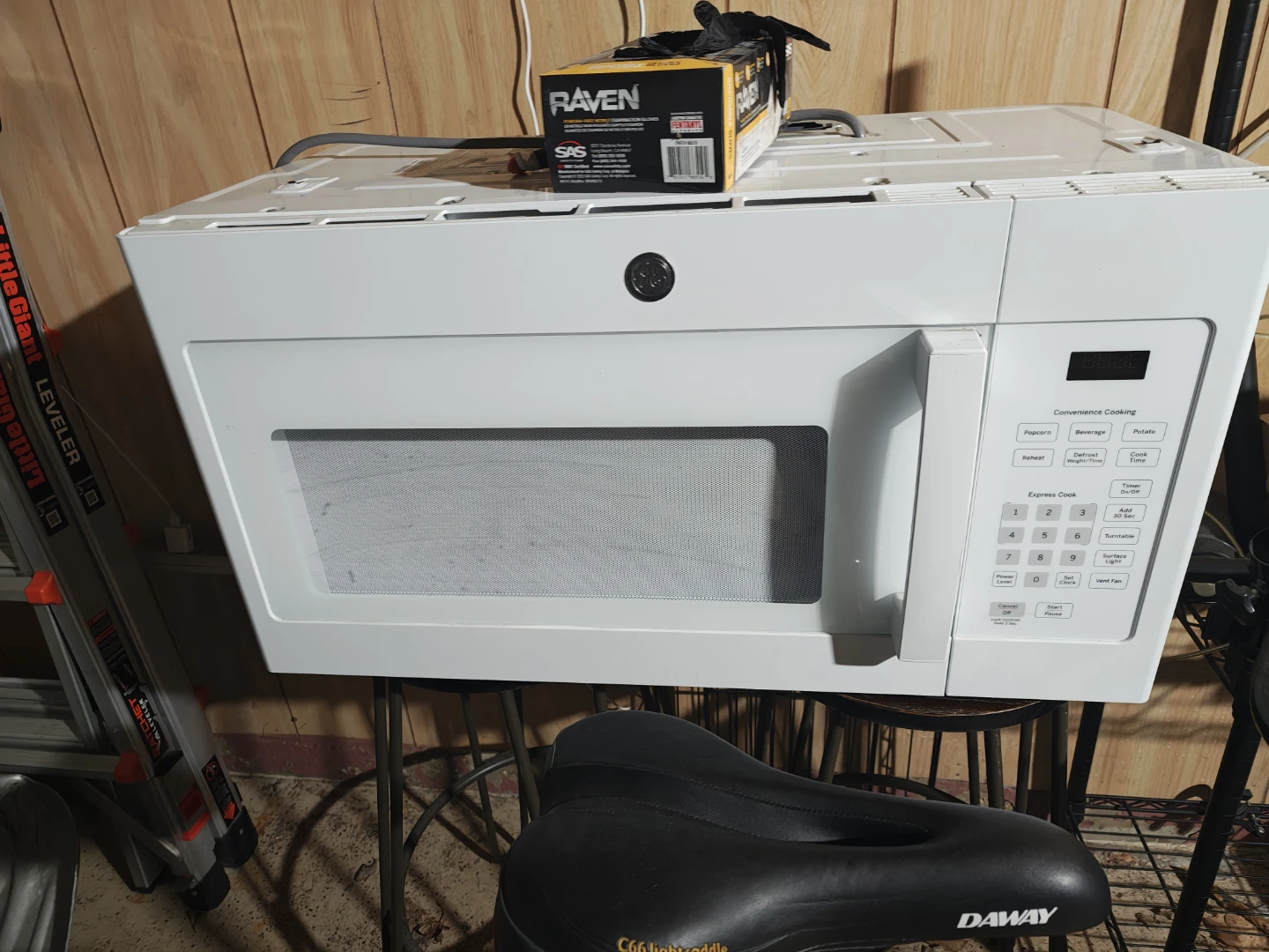 GE JVM3160DF8WW Microwave Oven