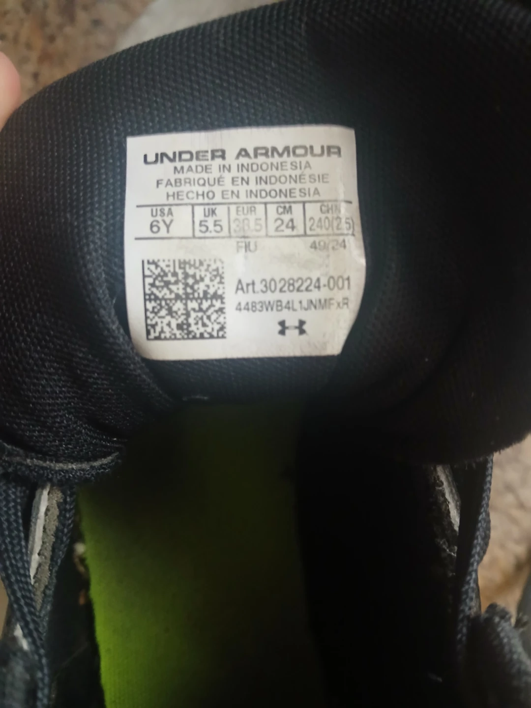 Under Armour Youth Baseball Cleats - Size 6Y - photo 3