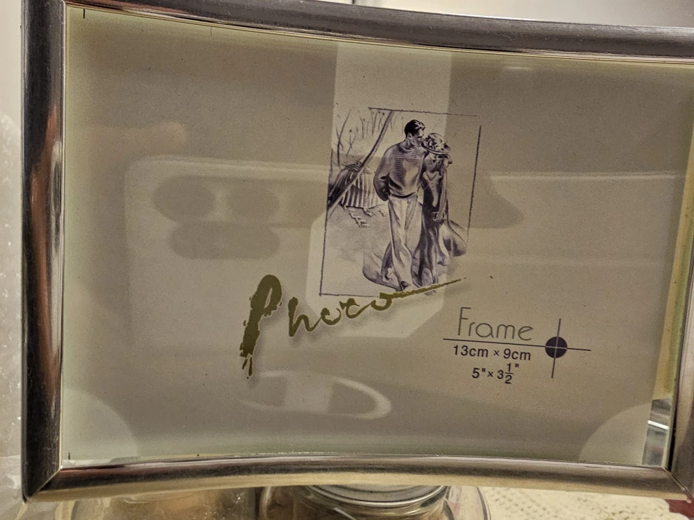 Curved glass , 6 picture silver border Photo Frame - photo 5
