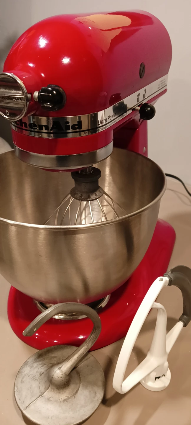 KitchenAid Ultra Power Stand Mixer - Red