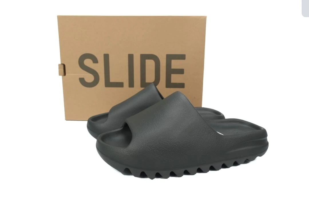 Adidas Yeezy Slide - Size 10