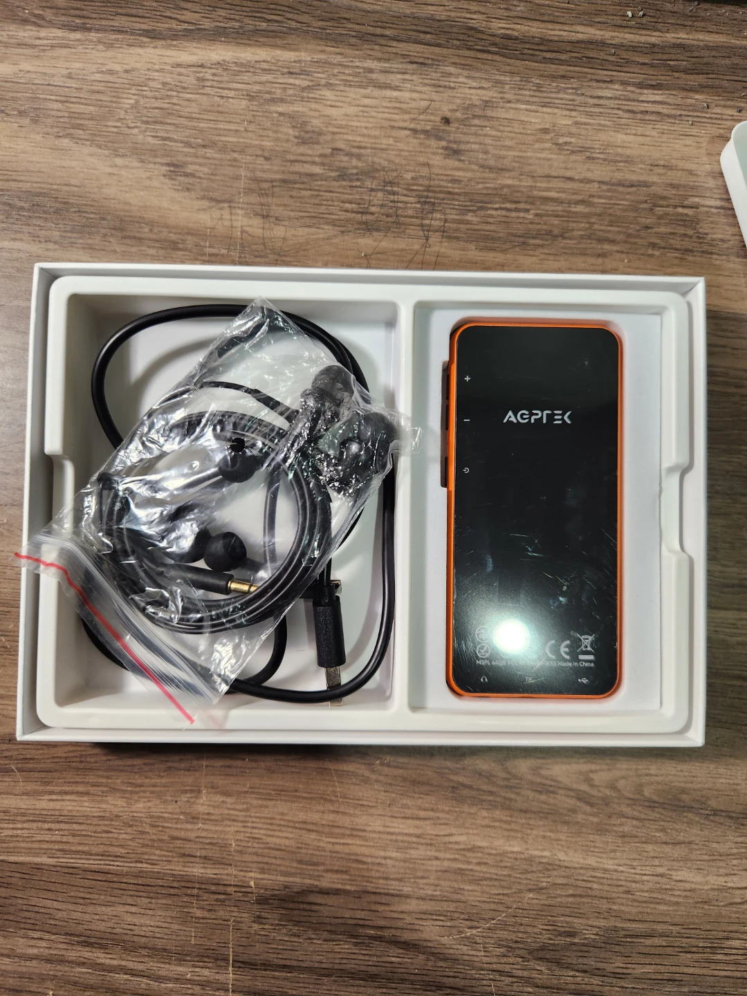 AGPTEK Music Player with Box - photo 2