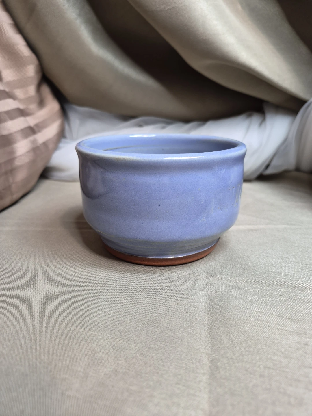 Beautiful Signed Studio Pottery Soft Glaze Bowl Decor