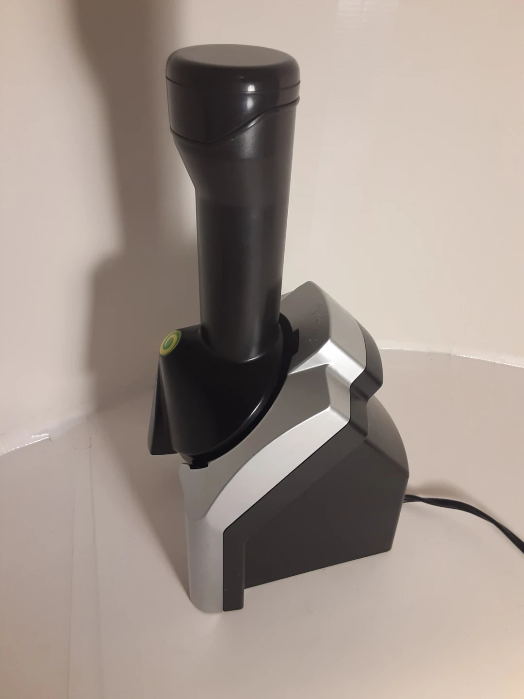 LAST CHANCE | Yoganas Frozen Yogurt Maker - photo 3