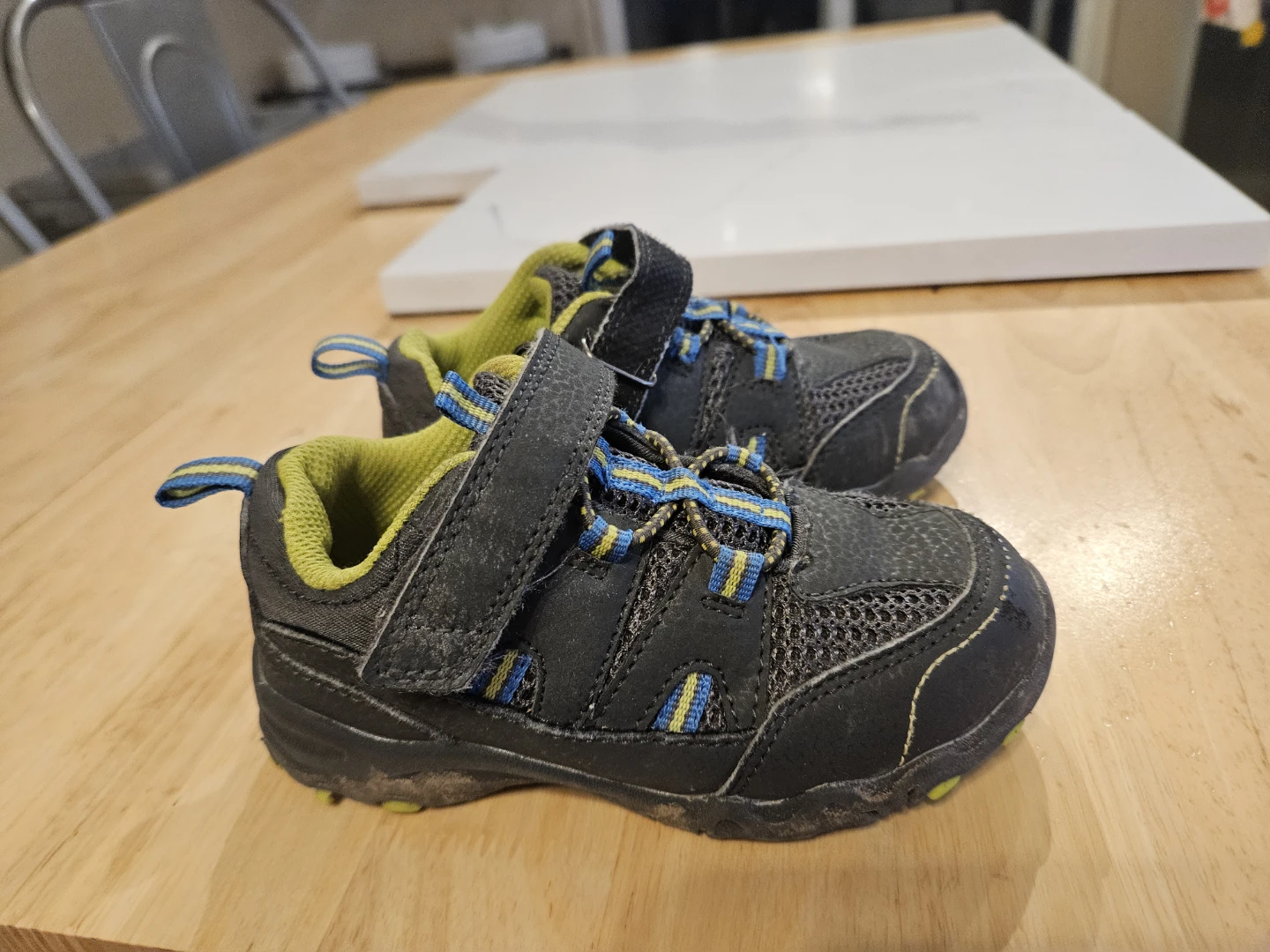 Toddler size 8 running shoes