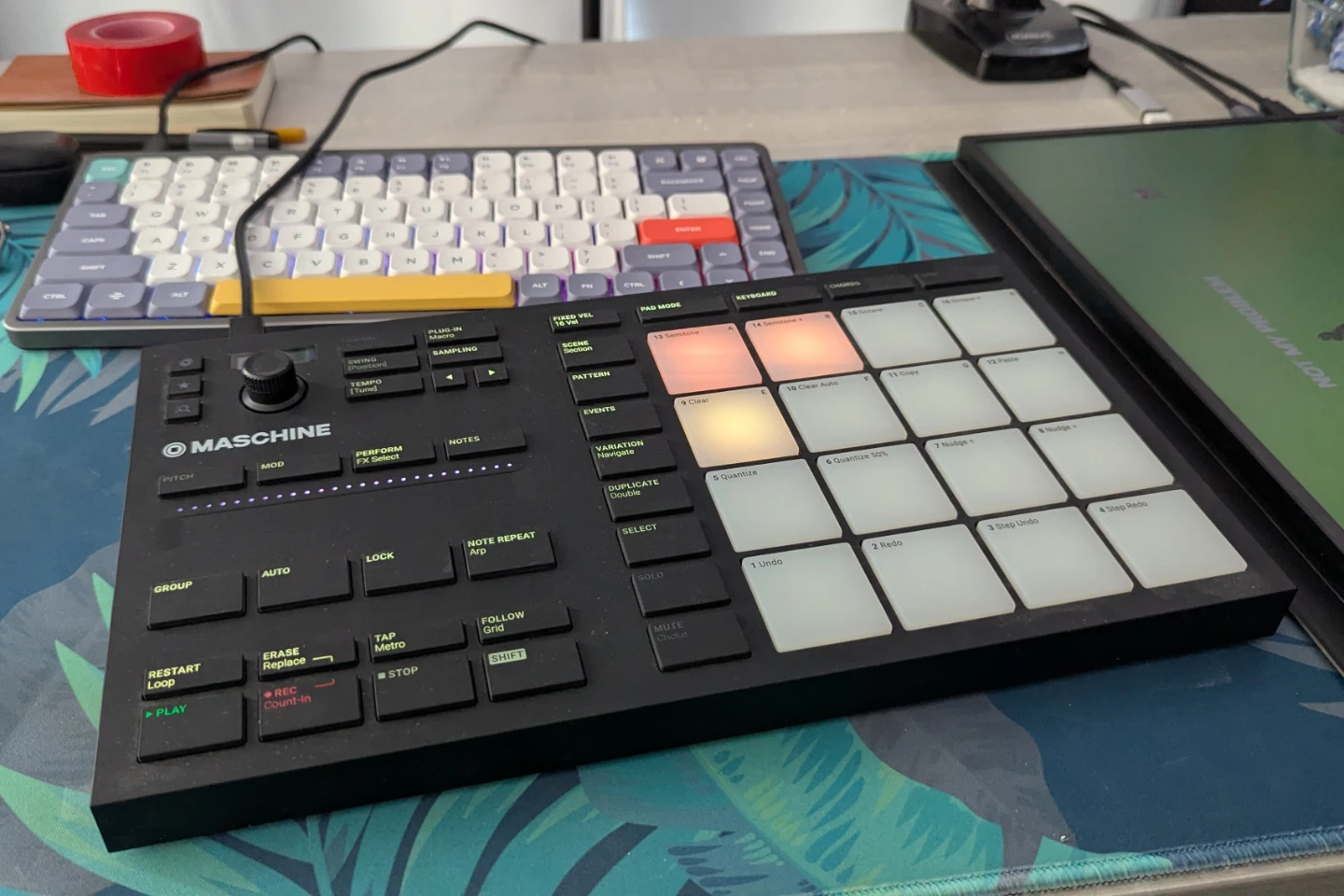 Native Instruments Maschine Mikro MK3