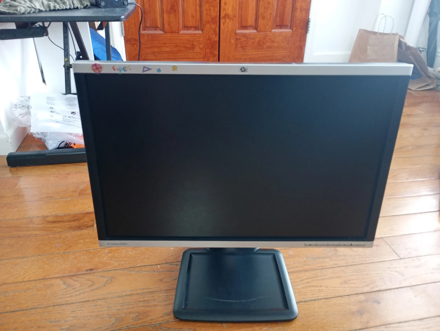 HP Compaq LA2205wg 22-inch LCD Monitor - photo 2