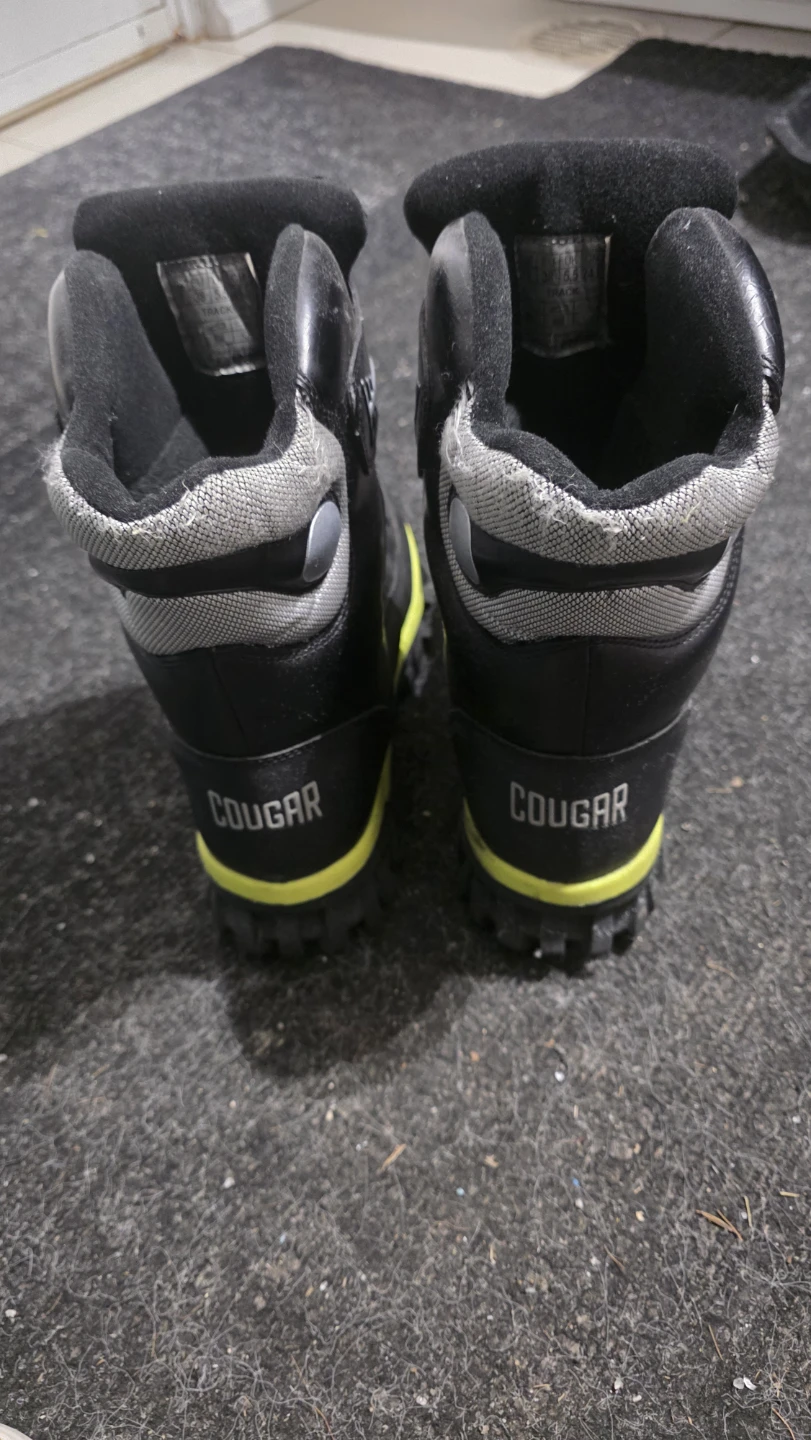 Cougar Track Waterproof Winter Boots - Size 6