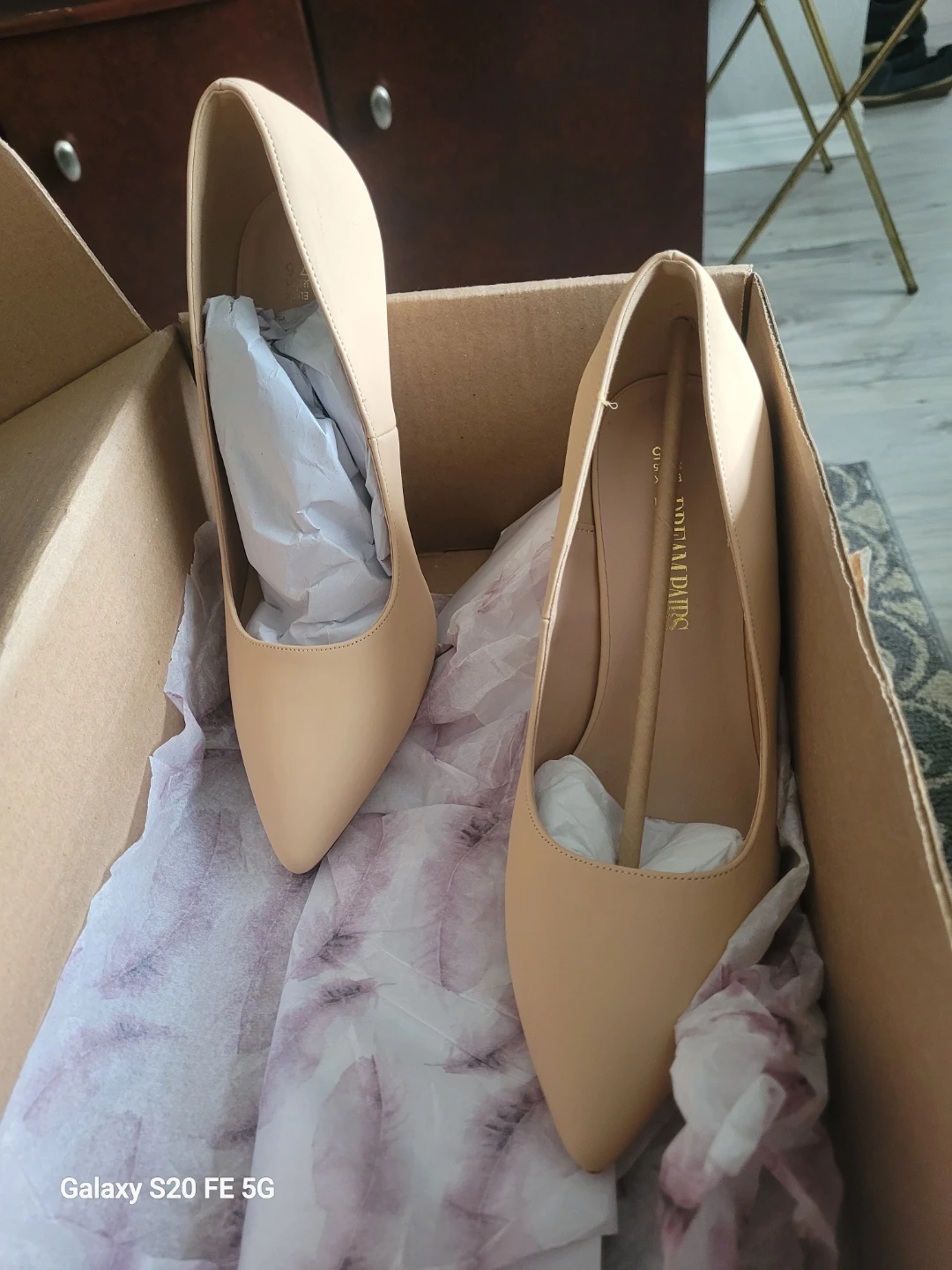 Dream Pairs Nude Pointed Pumps, Size 9.5 - photo 5