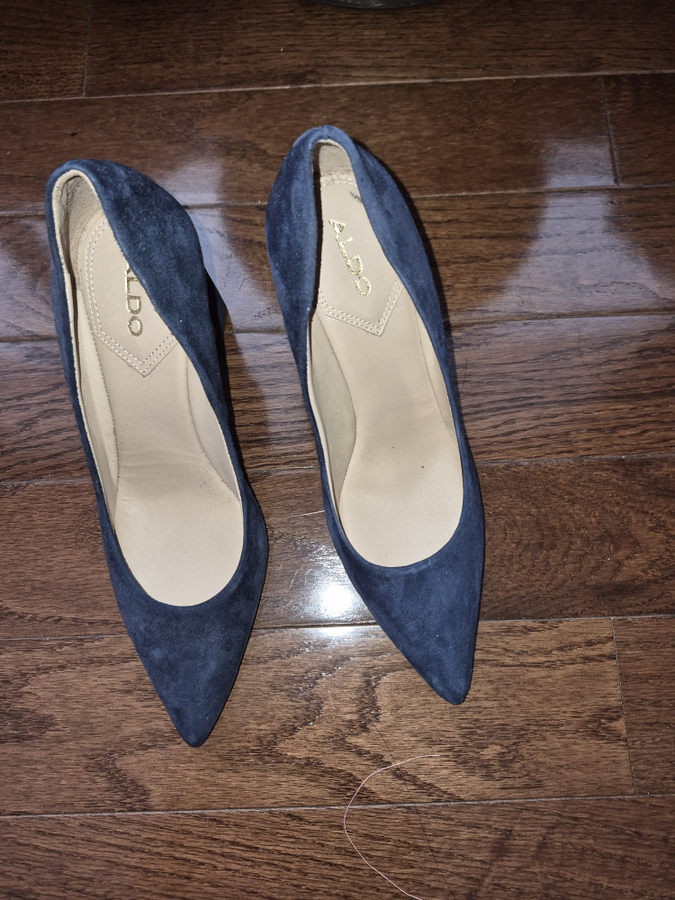 ALDO Navy Blue Suede Heels - photo 2