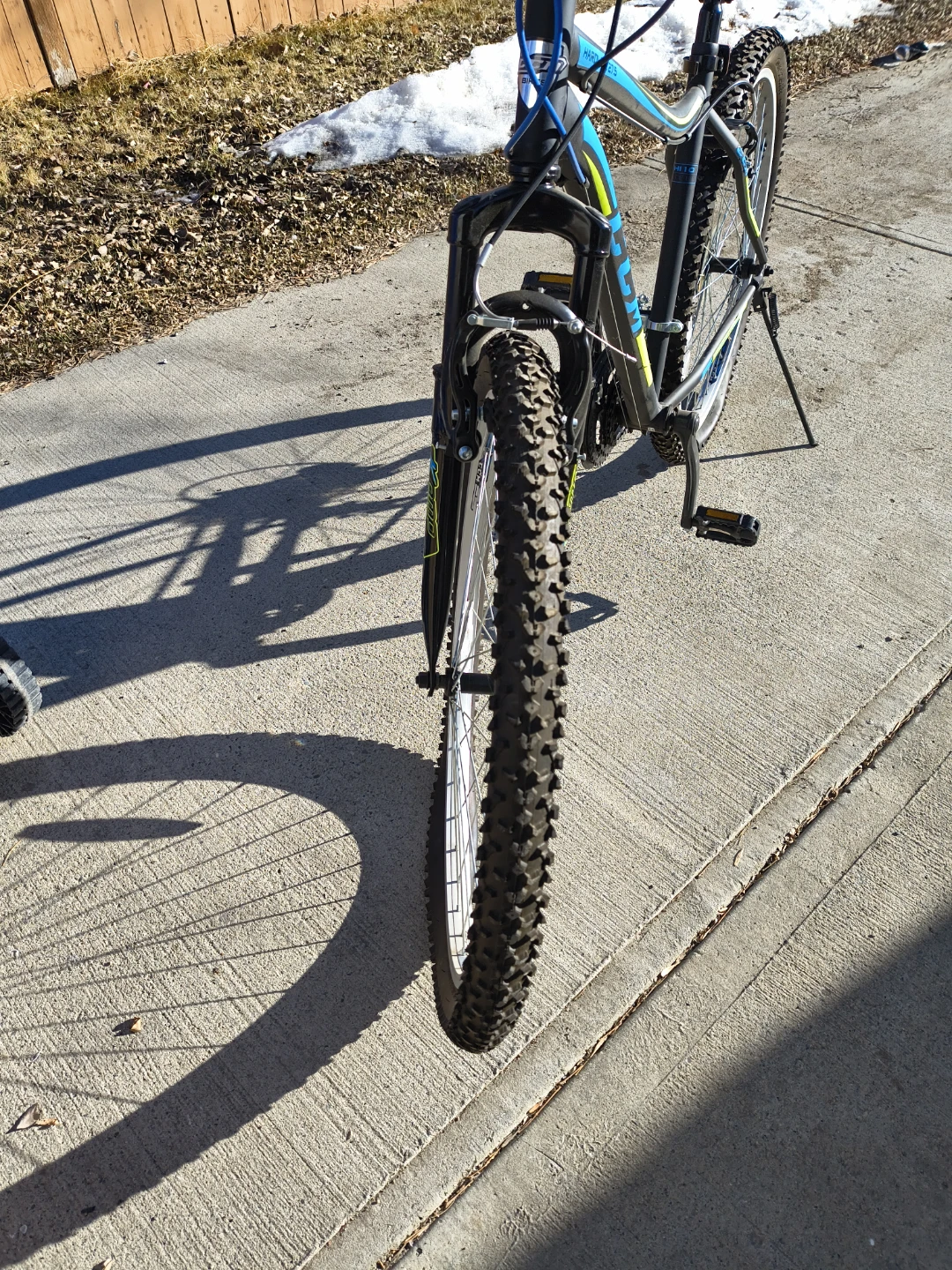 CCM Hardline 27.5 Mountain Bike - photo 2