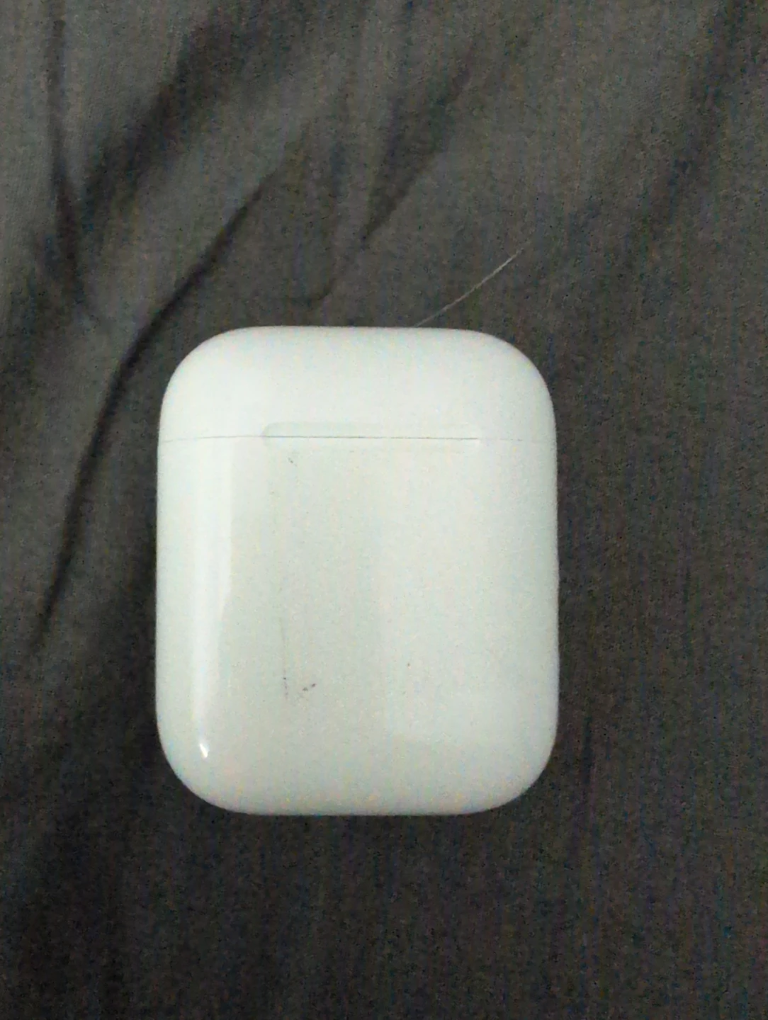Apple AirPods Charging Case