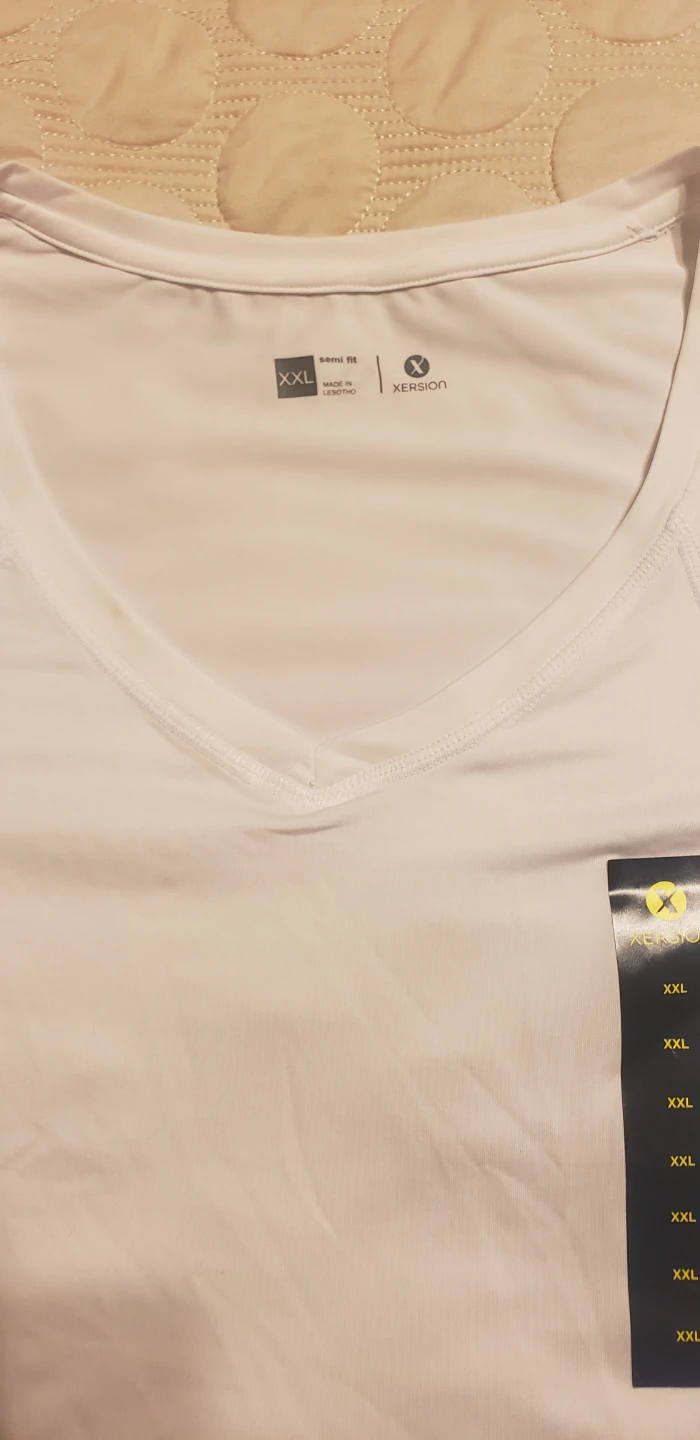 New Xersion XXL White Semi Fit V-Neck Shirt - photo 3