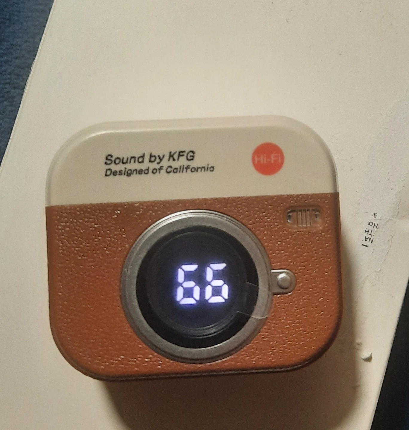 KFG Wireless Earbuds with Charging Case - photo 2