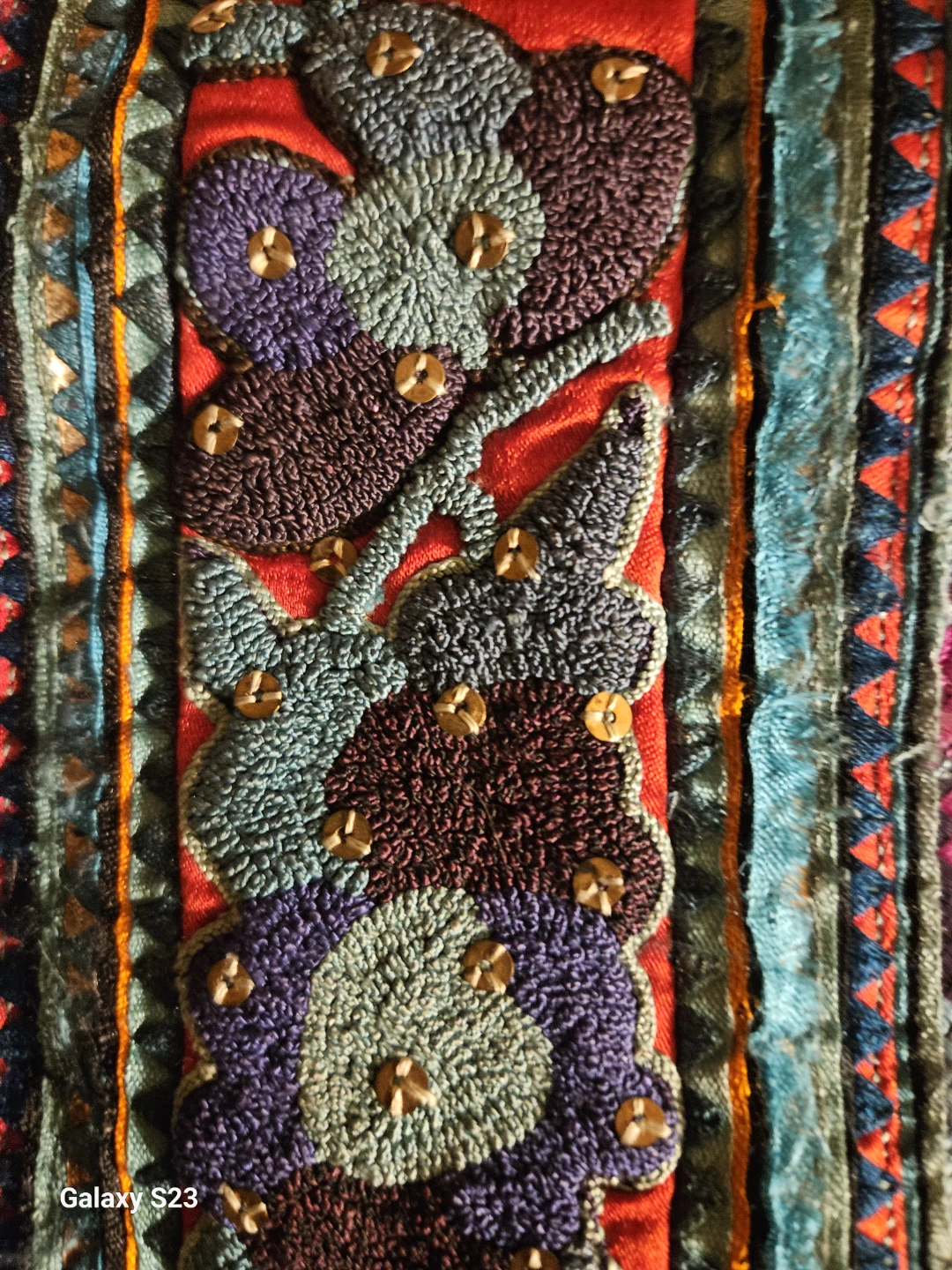 Handmade Embroidered Textile Wall Hanging - photo 5
