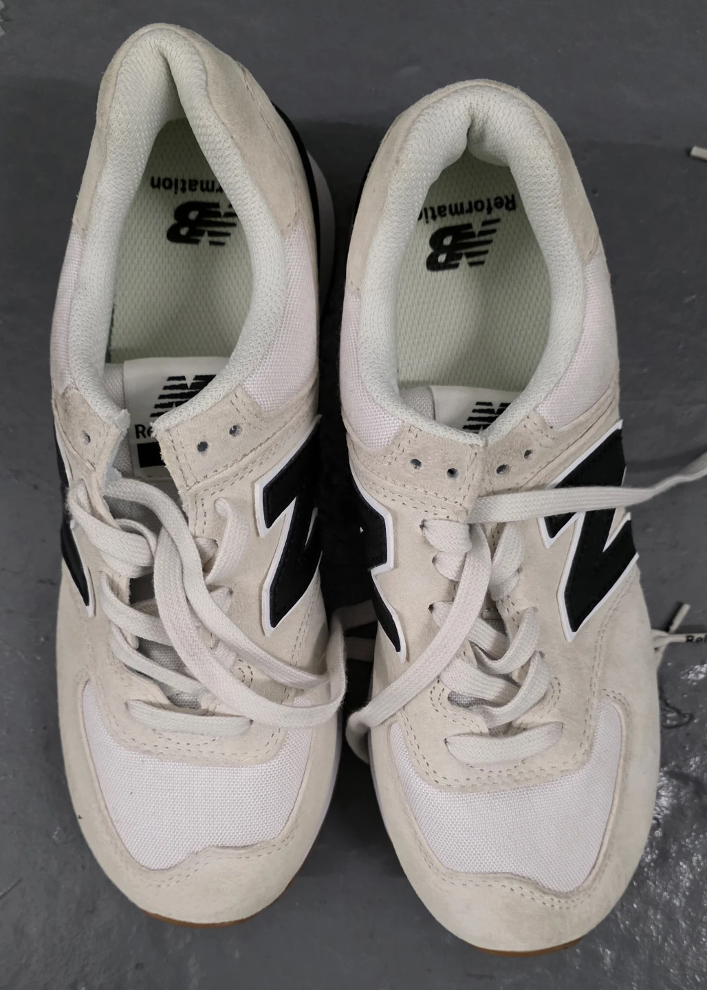 New Balance 574 Sneakers - Size 9.5