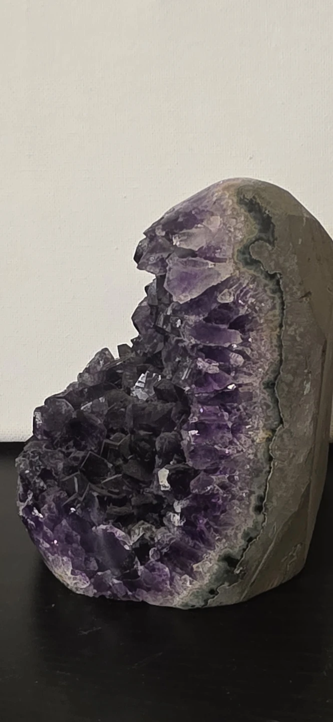 Exquisite 2.3 lb Amethyst Freeform Crystal 💜 - photo 3