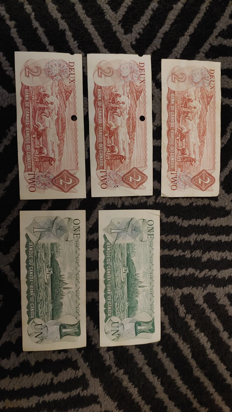 Vintage Canadian Bank Notes - photo 2