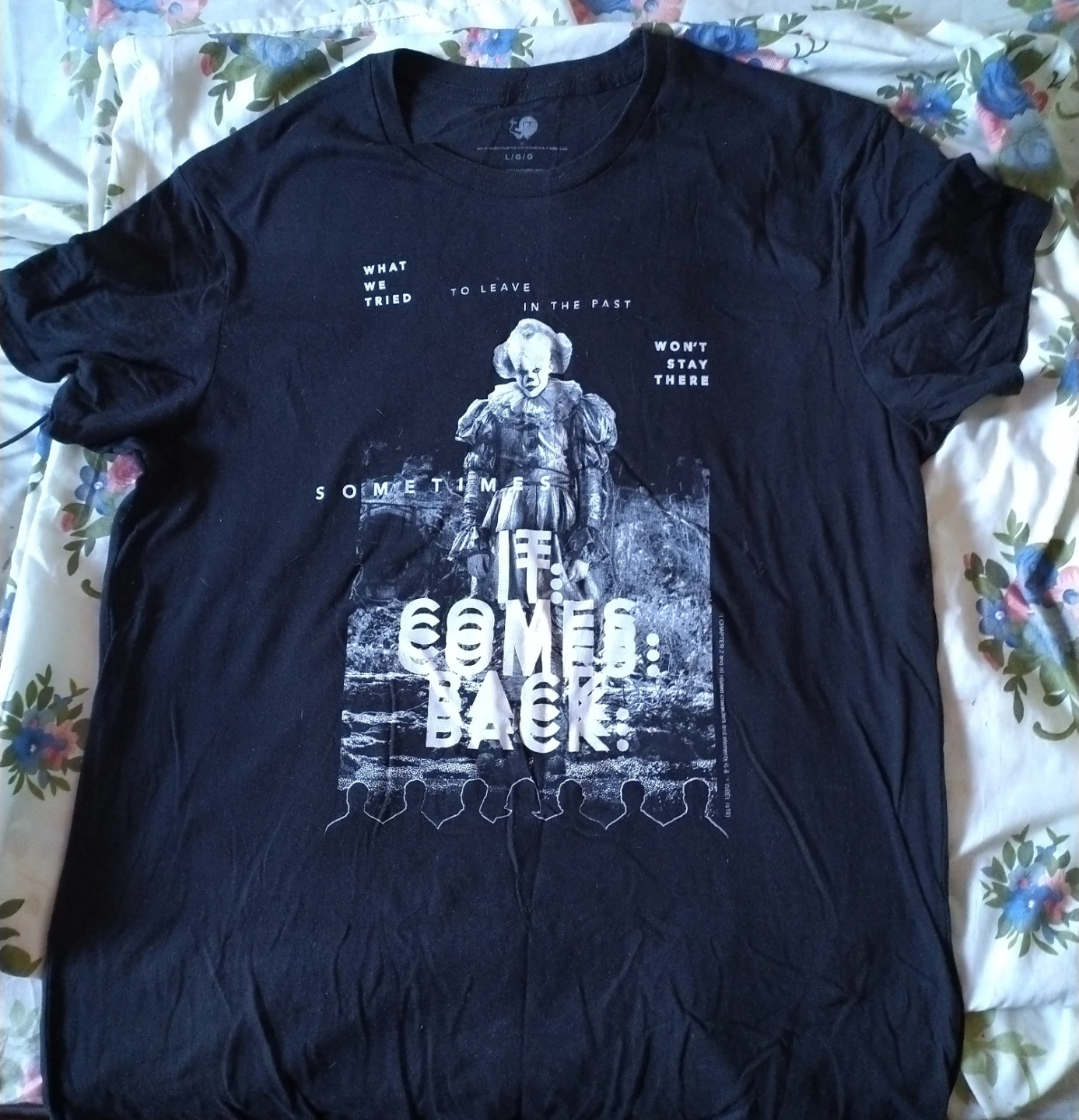 "IT" Movie T-Shirt - Size L/G