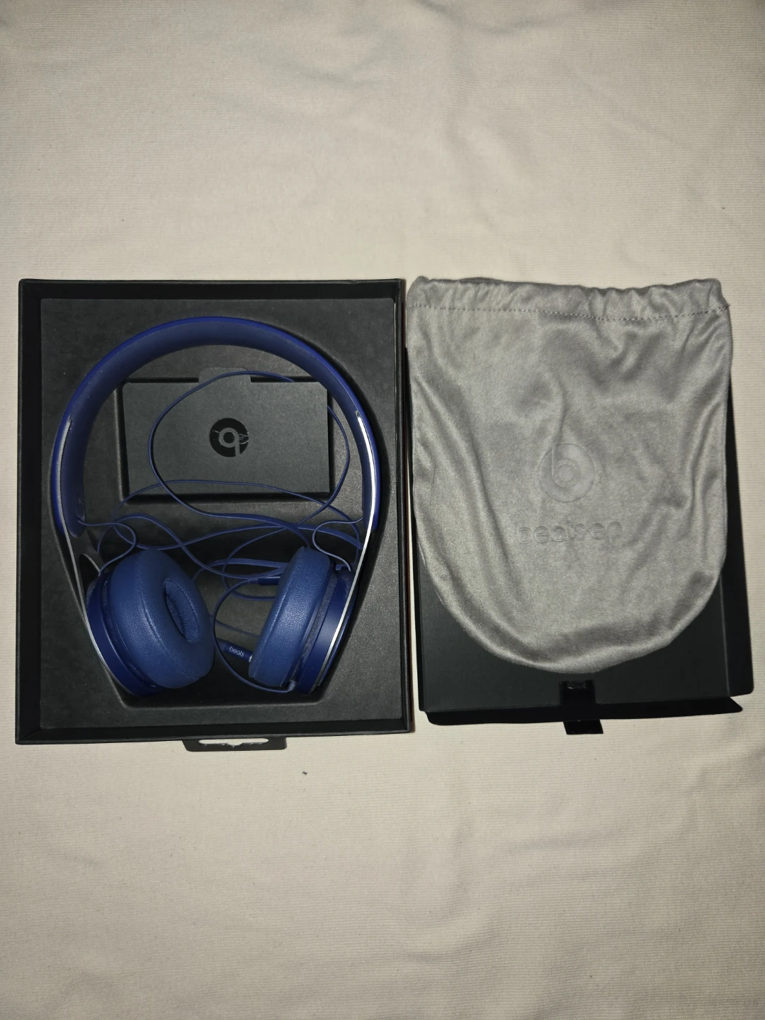 Beats EP Blue Headphones - Like New! - photo 2