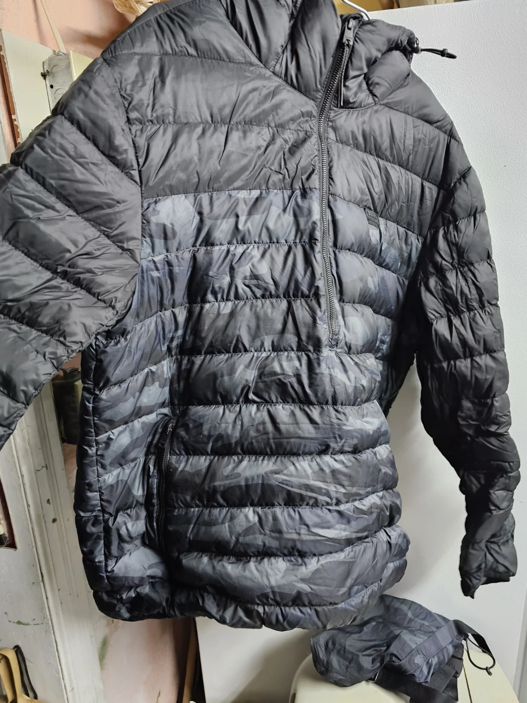 Roots Camo Puffer Jacket - Size L - photo 3
