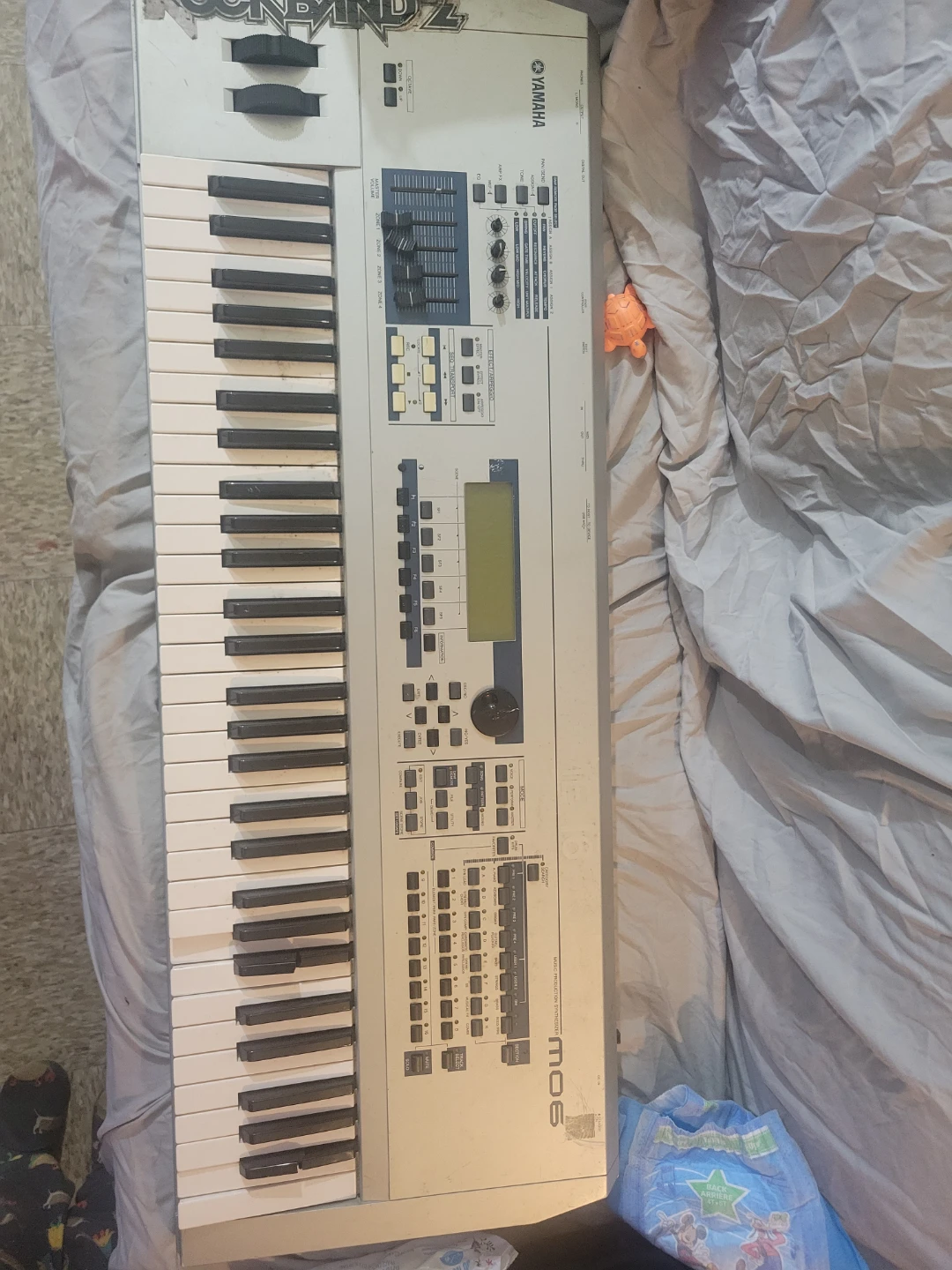 Yamaha MO6 Music Production Synthesizer - photo 4