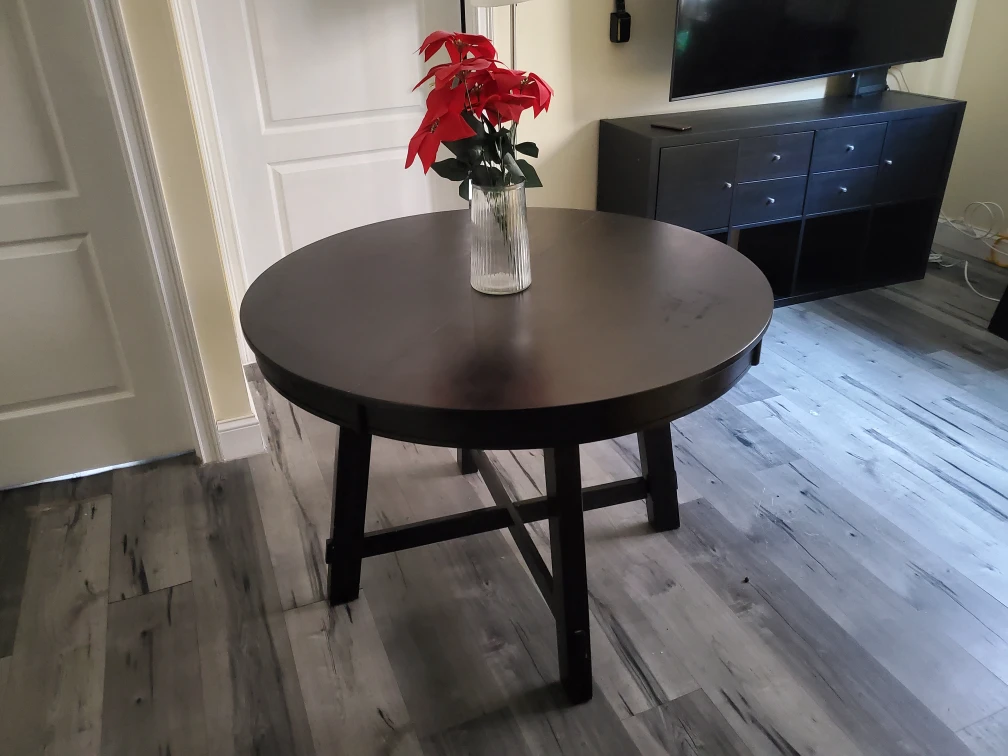 RuiSiSi Extendable Round Dining Table - Great condition! - photo 4