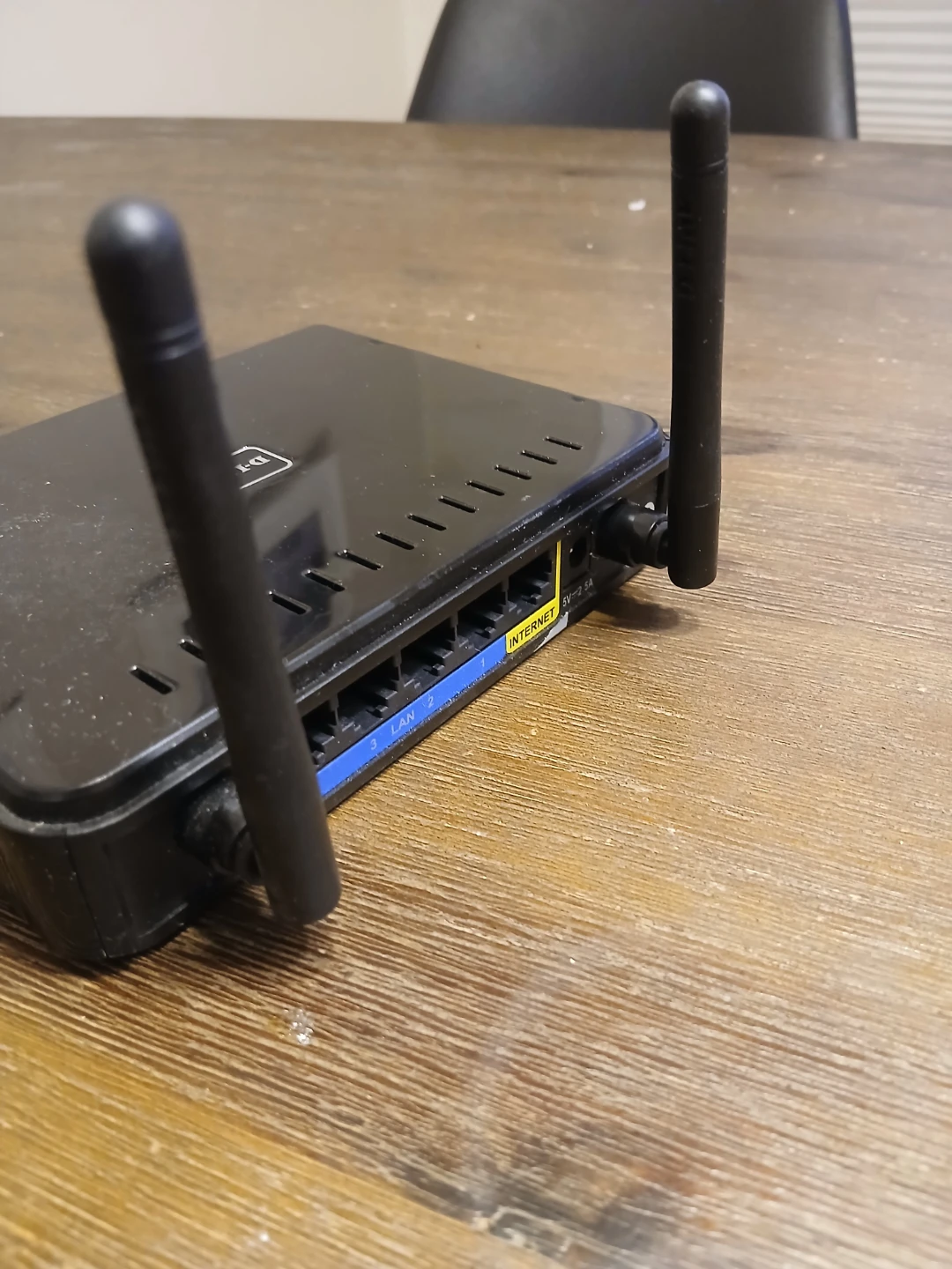 D-Link DIR-651 Wireless N Router - photo 2