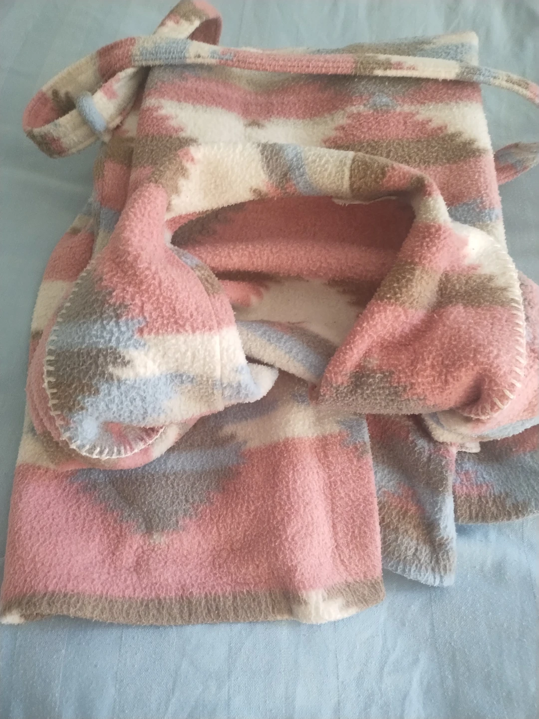 Fleece Robe - Pink, Blue, White Pattern - photo 4