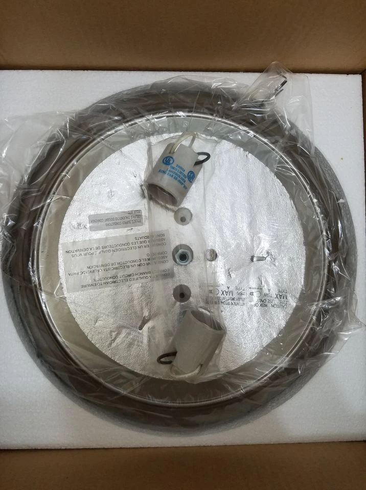 💡Brand New Flush Mount Light Fixture💡 - photo 4