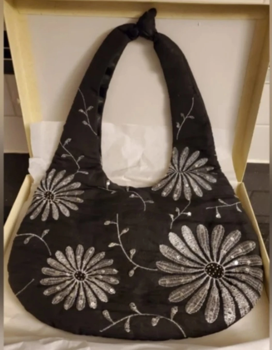 UNICEF Silk Hand Bag NWT in box