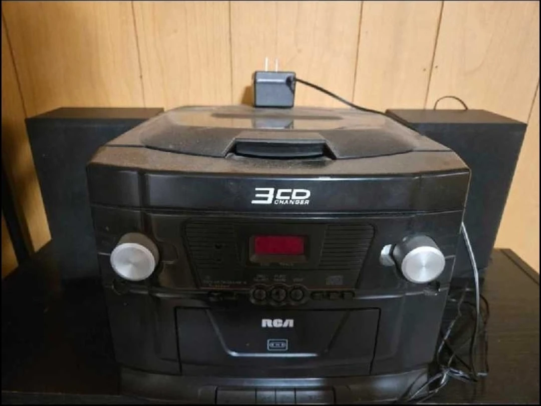 3 disc CD/casset player