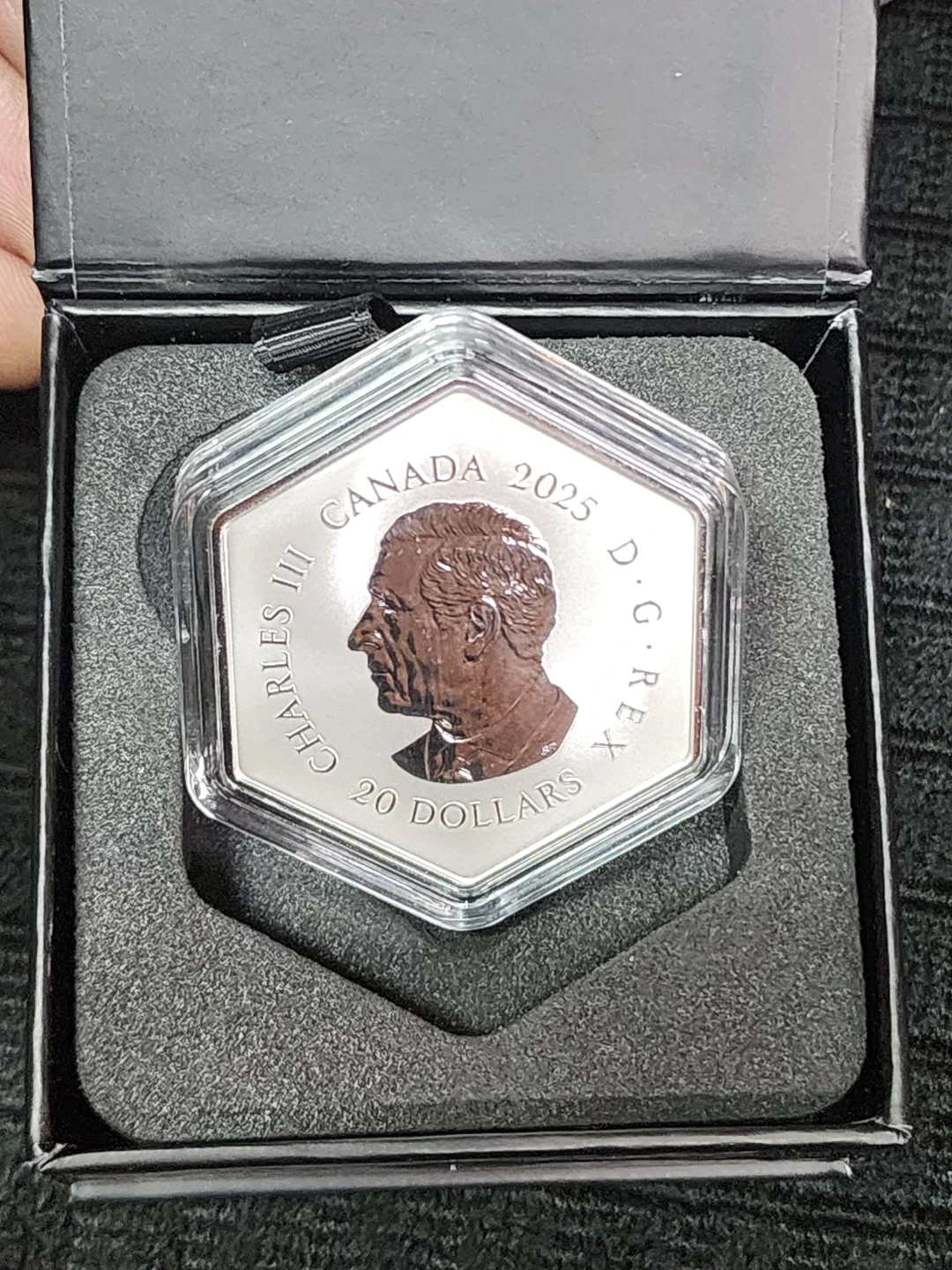 2025 $20 Fine Silver Snowflake Coin - photo 2