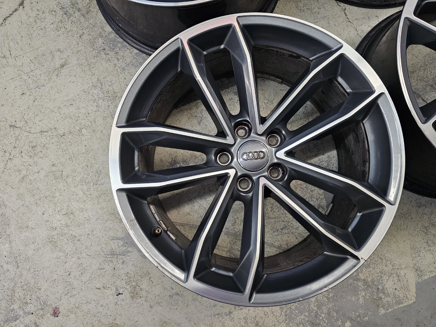 19" AUDI A5, S5 O.E.M RIMS - photo 2
