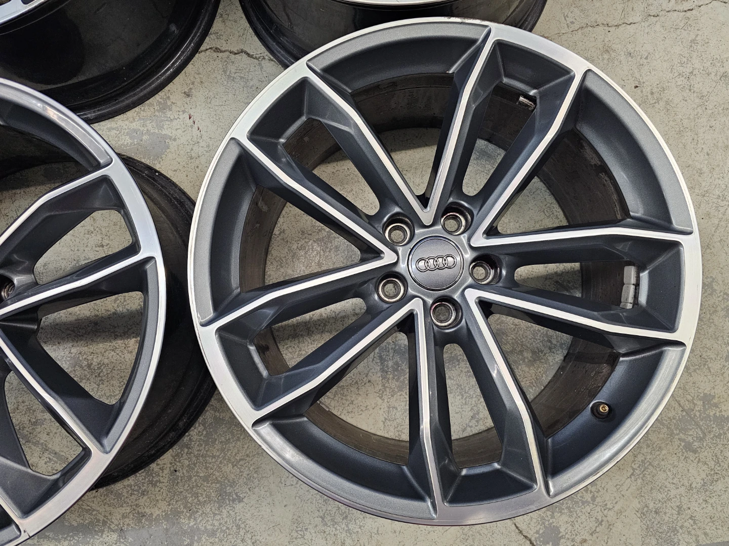 19" AUDI A5, S5 O.E.M RIMS - photo 3
