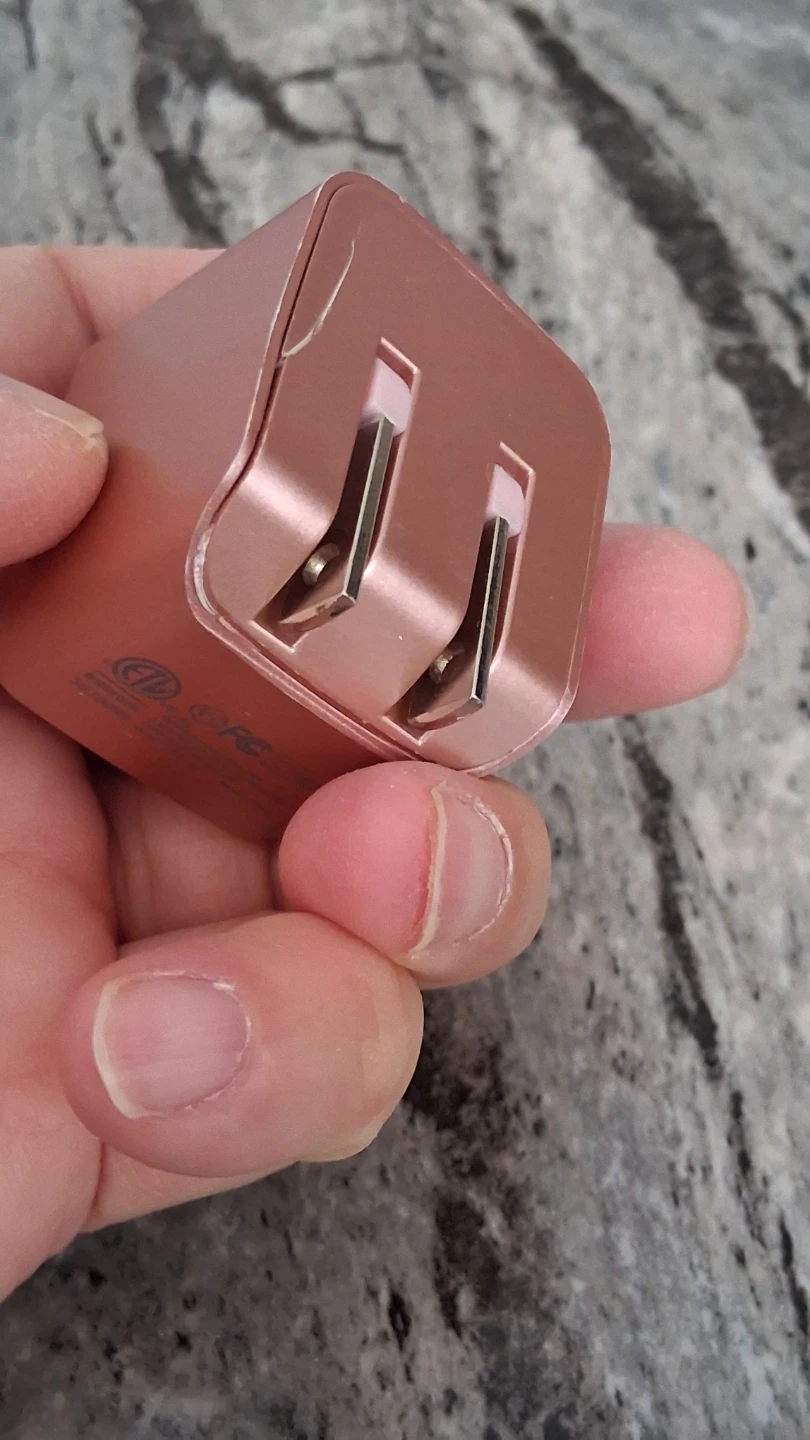 DUAL USB charger 5V 2.4A and 1A - photo 3