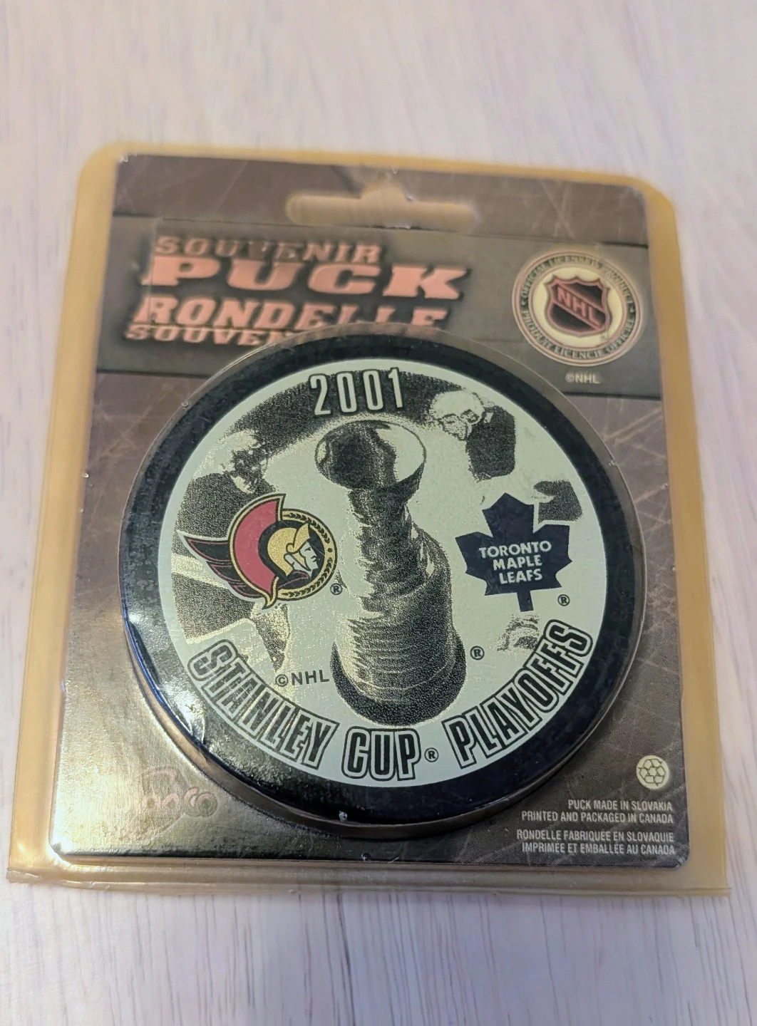 Brand New 2001 Stanley Cup Playoffs Souvenir Puck - photo 2