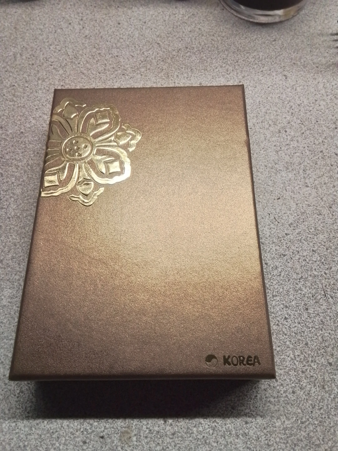 Korea Hand Mirror with Floral Design - photo 4