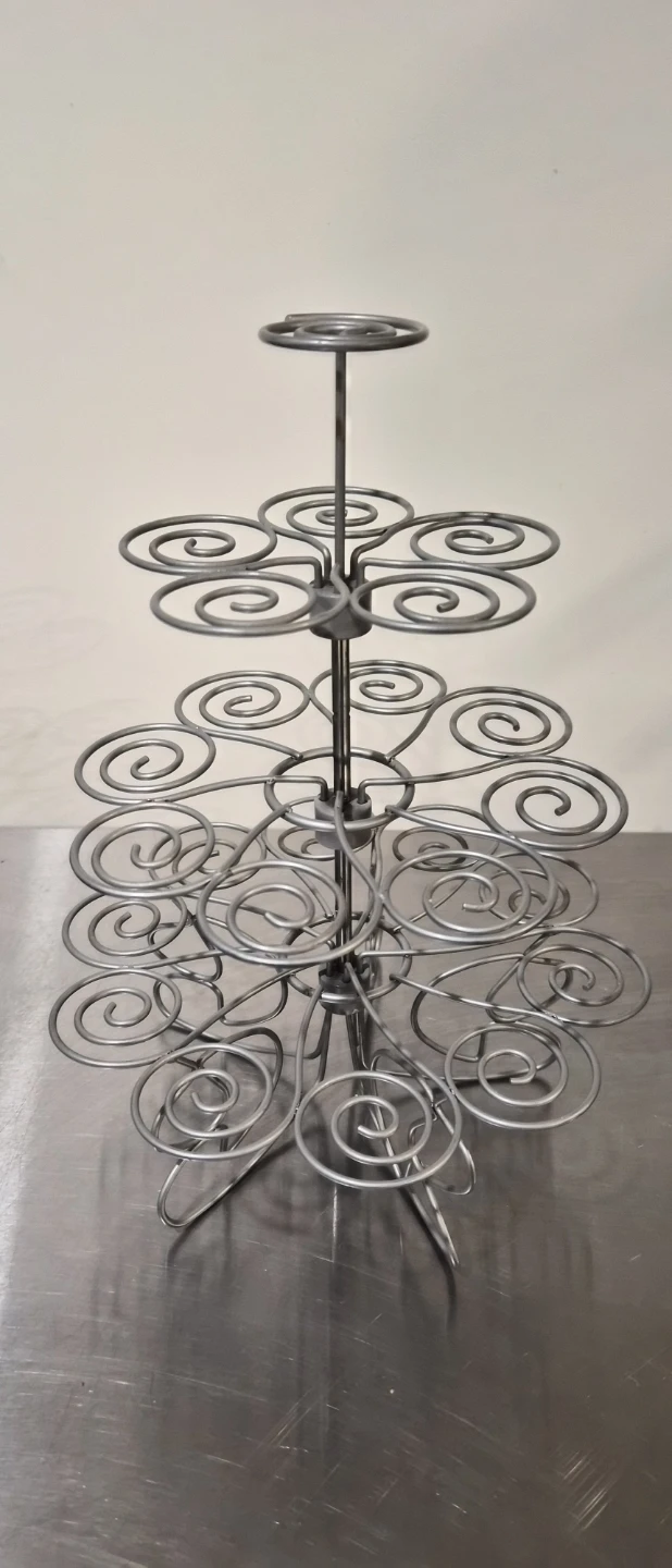 Metal Cupcake Stand