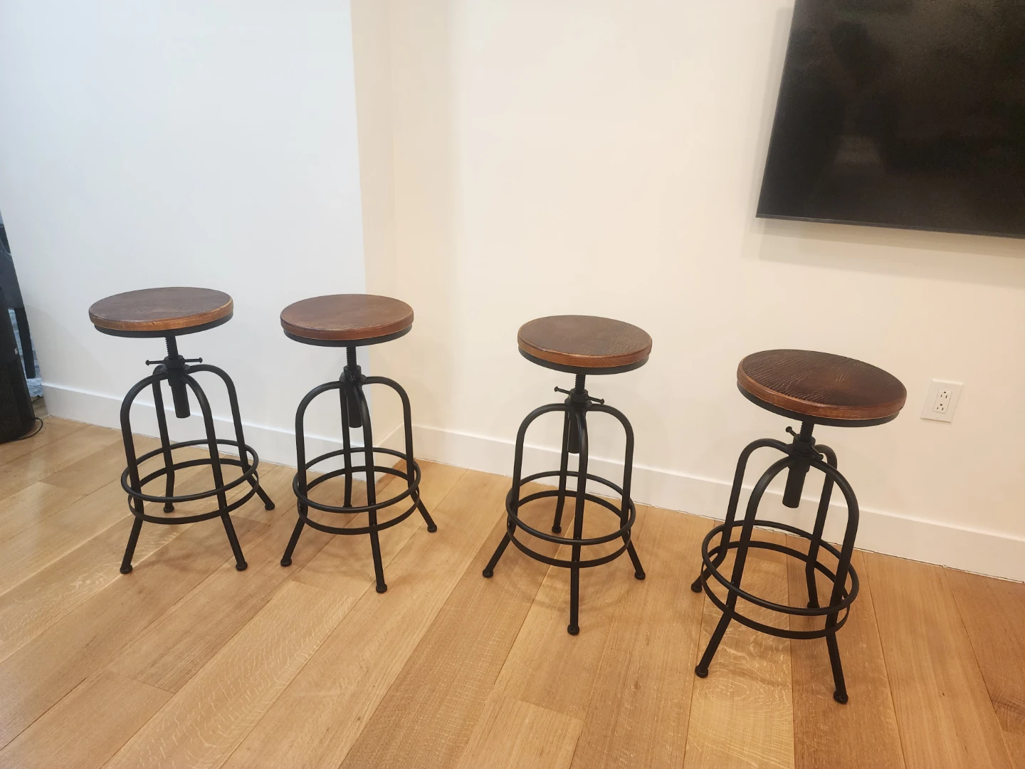 Adjustable Height Bar Stool 4 stool bar - photo 3