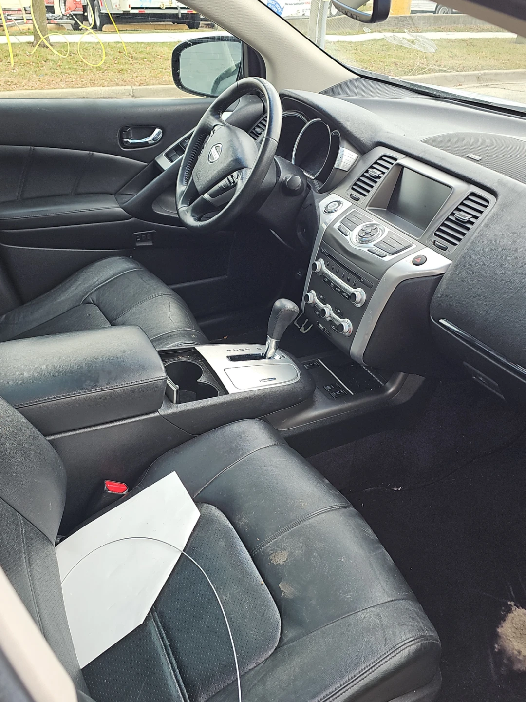 2011Silver Nissan Murano SUV - photo 4
