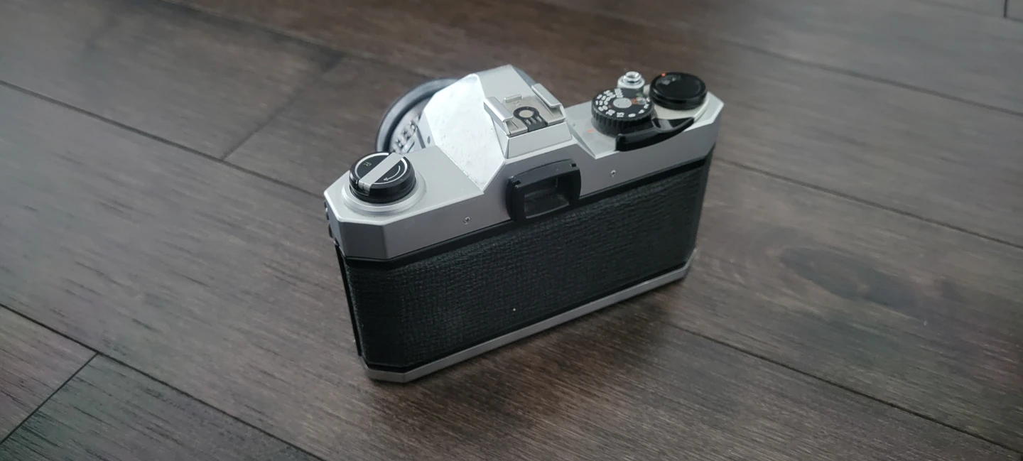 Pentax K1000 35mm Film Camera with SMC Pentax-A 50mm f/1.2 Lens - photo 3