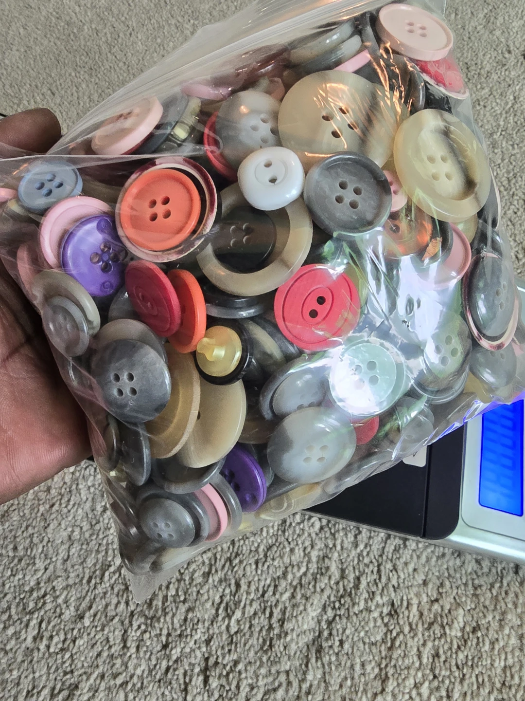 1Lb Large Bag of Assorted Craft Buttons - photo 2