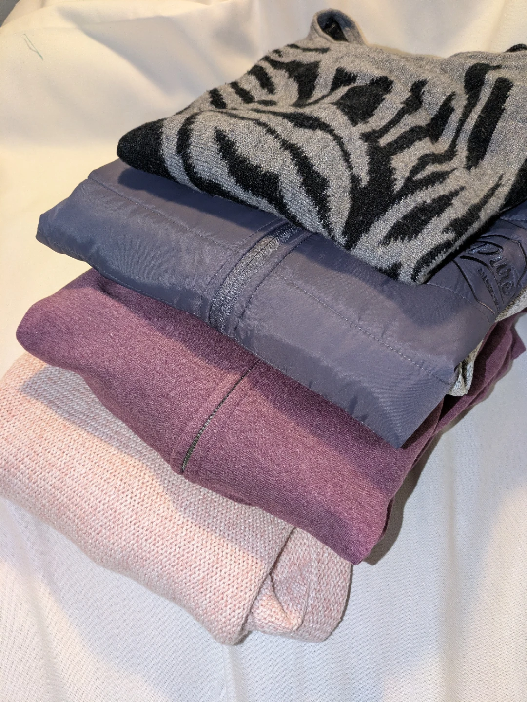 L - Assorted sweaters