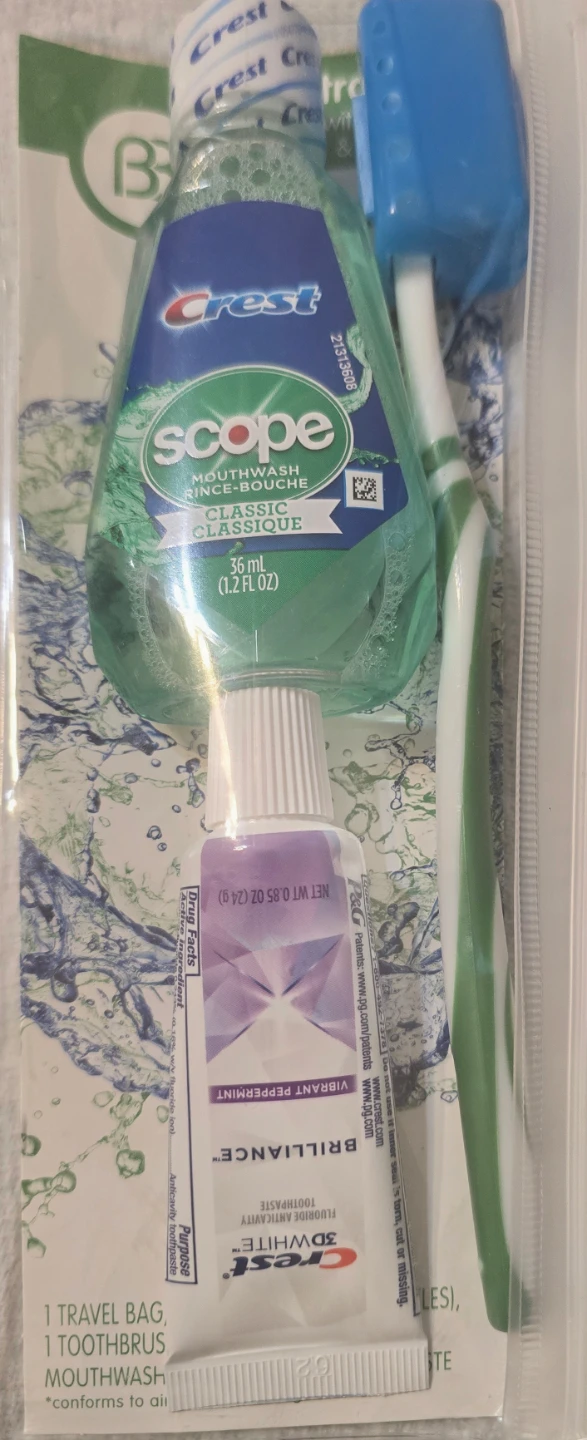 Crest Travel Kit - Toothbrush, Toothpaste, Mouthwash - photo 2
