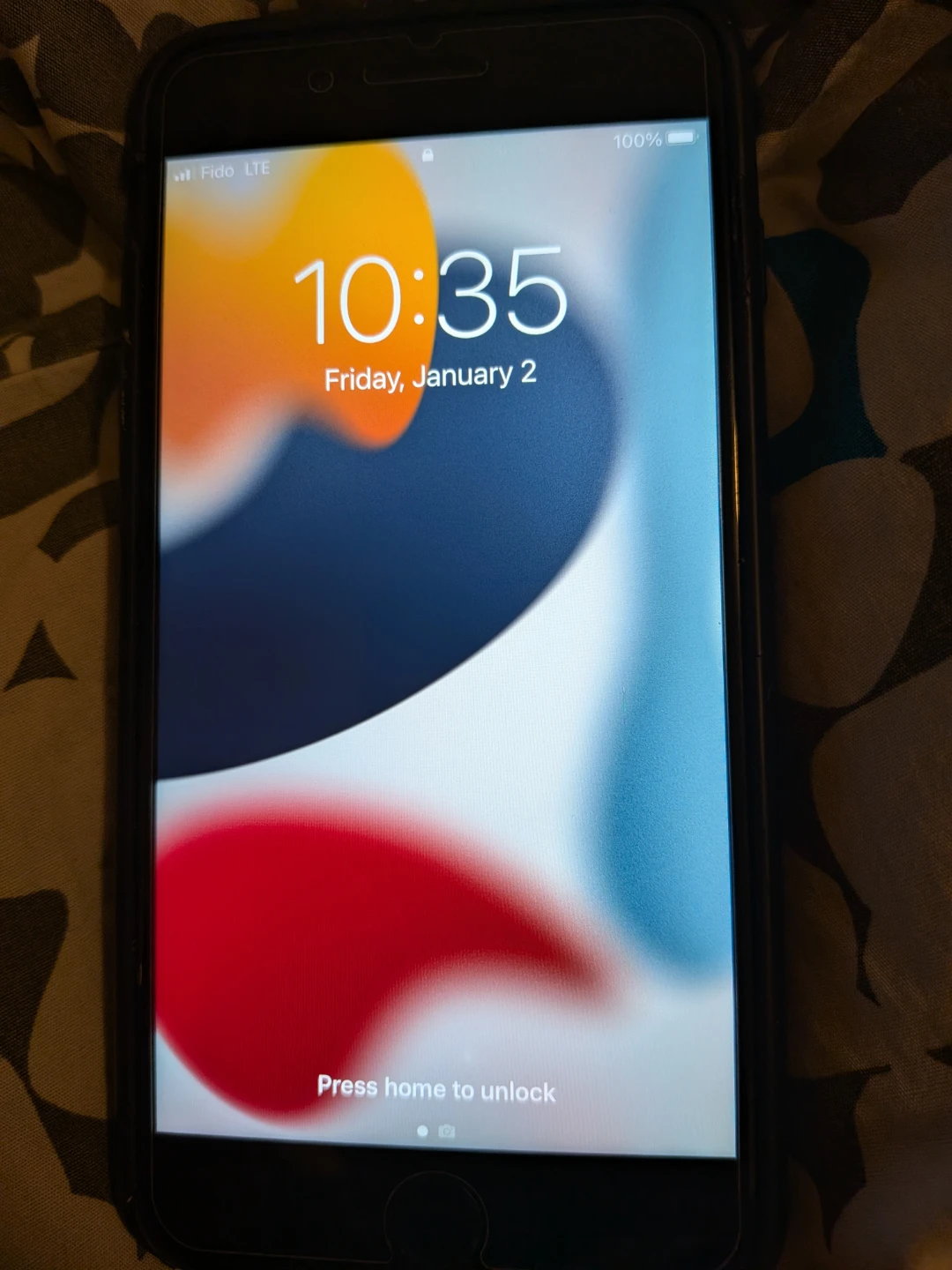 iPhone 7 Plus Black 256 GB with Case and Screen Protector