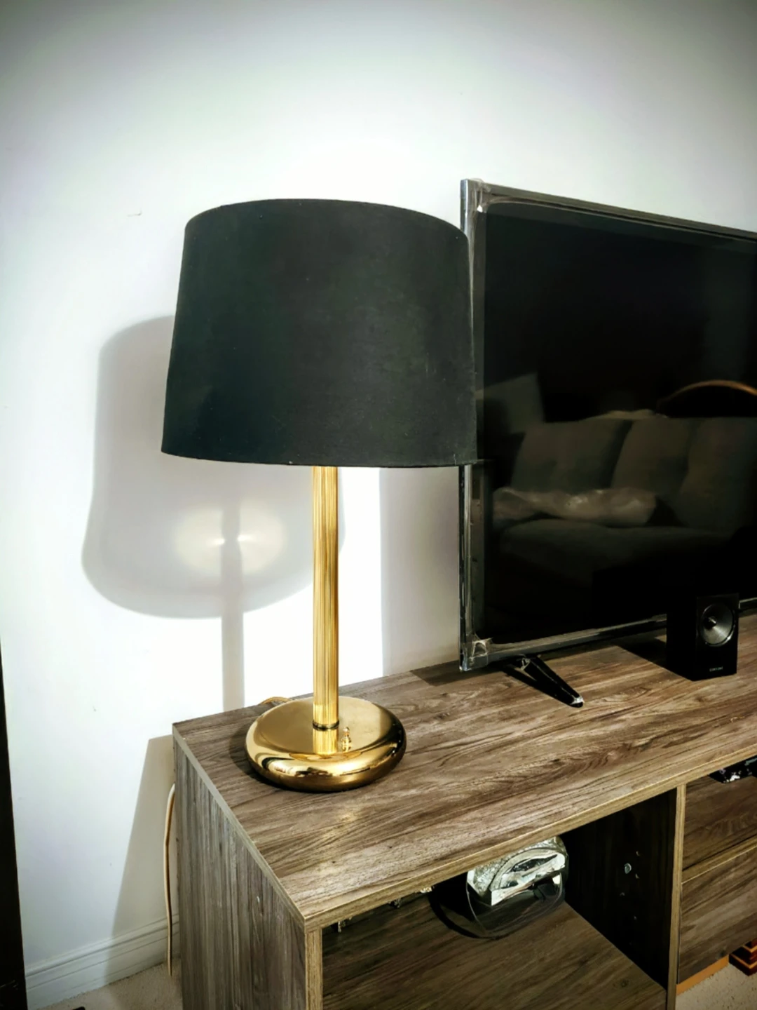 Gold & Black Accent Table Lamp- New - photo 2