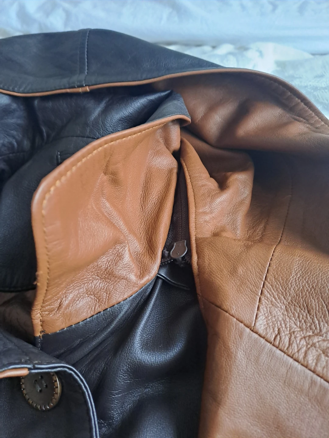 Women's Genuine Leather Jacket (Like New) - photo 5