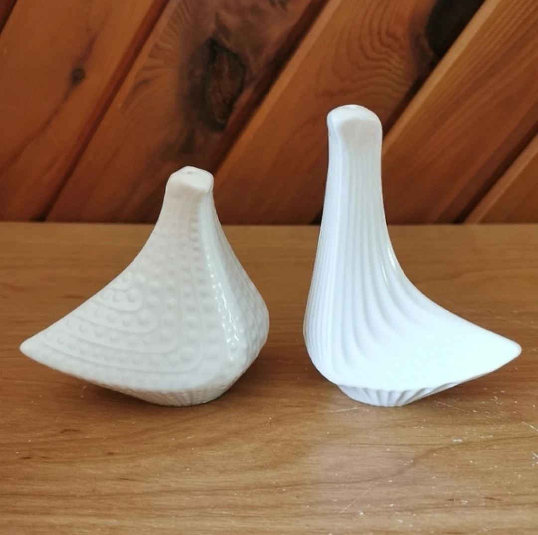 Jonathan Adler Bird Salt and Pepper Set - photo 2