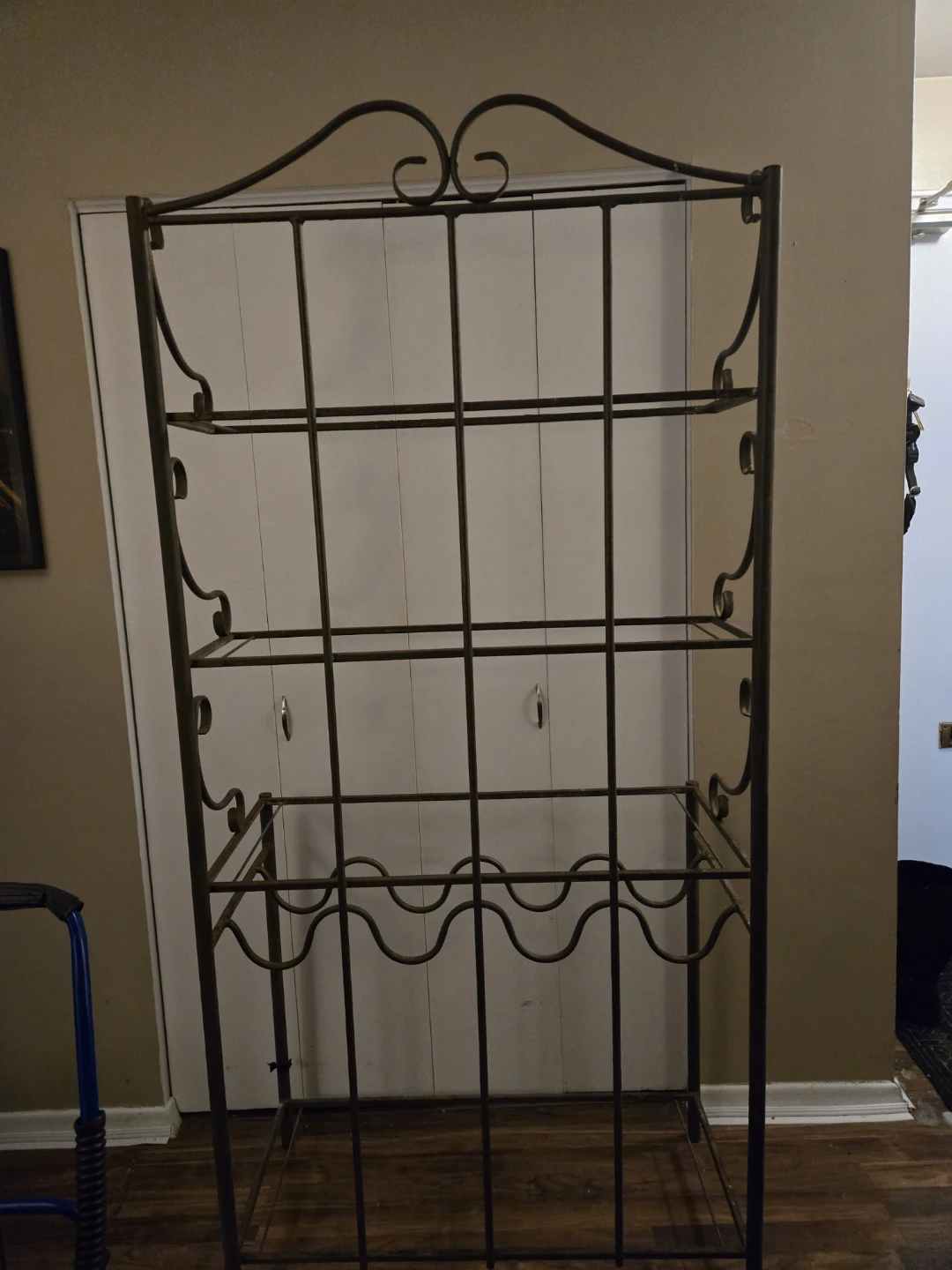 Large 4 Shelf Wrought Iron & Glass Bakers Rack Need Gone ASAP - photo 3